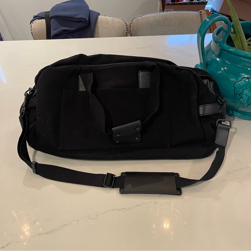 AWAY Brand New The Weekender Canvas Duffle